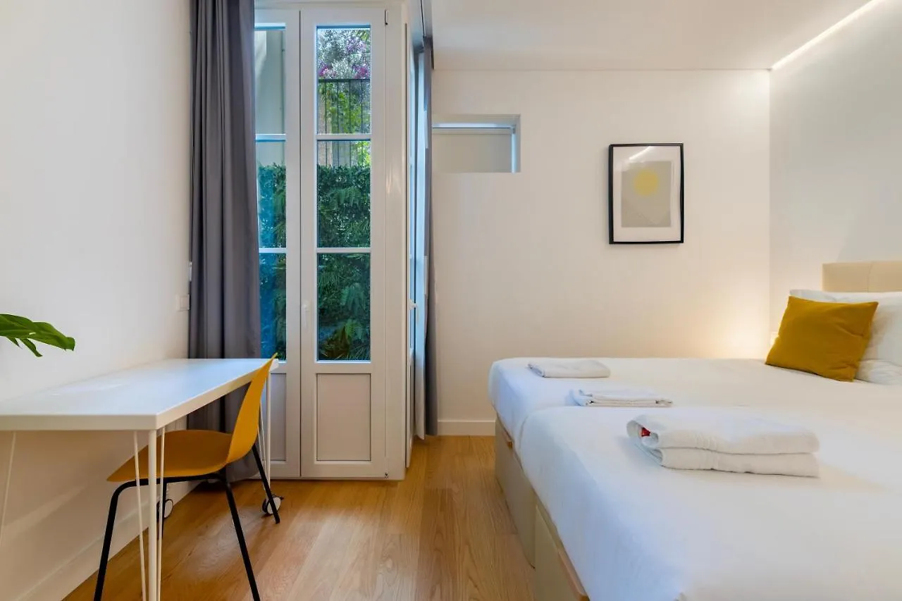 Your Perfect Pantheon Stay Lisboa 0*,
